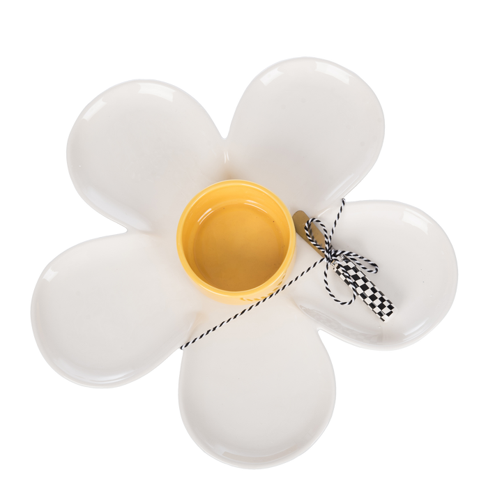 Daisy Platter & Bowl w/ Spreader S/3: White / 95% Ceramic +5% Iron Totalee Gift Daisy Platter & Bowl w/ Spreader S/3: White / 95% Ceramic +5% Iron Bonjour Fete - Party Supplies