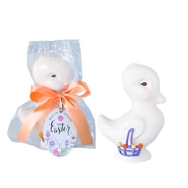 8oz Easter's Dilly Duck - White Chocolate Maggie Lyon Chocolatiers 8oz Easter's Dilly Duck - White Chocolate Bonjour Fete - Party Supplies