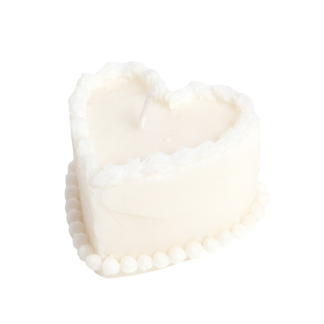 VINTAGE HEART CAKE SHAPED CANDLE The Wow Effect Home Candles VINTAGE HEART CAKE SHAPED CANDLE Bonjour Fete - Party Supplies