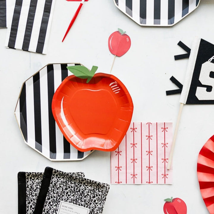 APPLE SHAPED PLATES My Mind’s Eye Back to School Bonjour Fete - Party Supplies