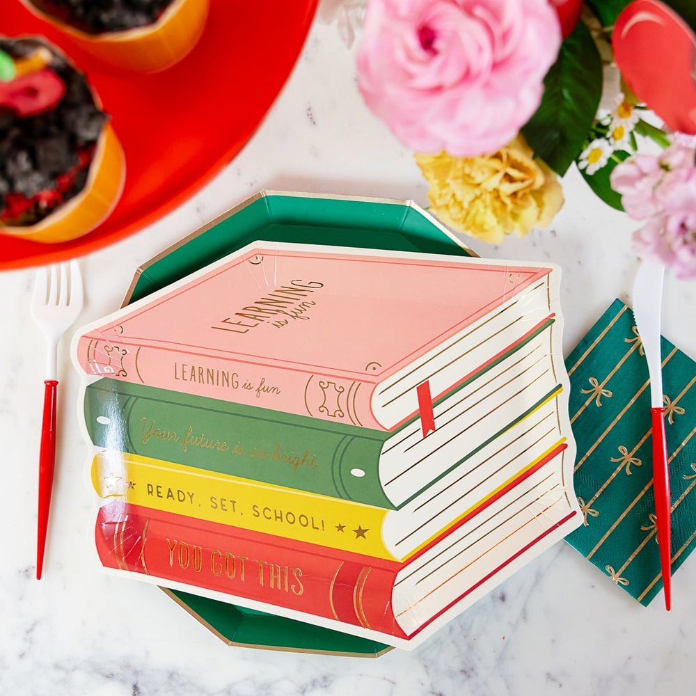 STACK OF BOOKS PAPER PLATES My Mind’s Eye Back to School Bonjour Fete - Party Supplies