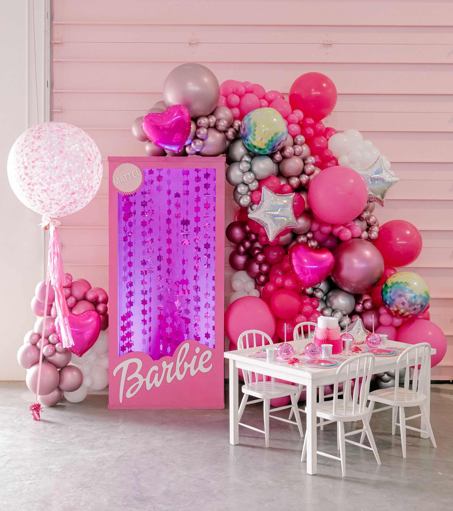 https://www.bonjourfete.com/cdn/shop/files/barbie-birthday-party-ideas-bonjour-fete-2_eaa86b86-238a-4251-85fd-f5a66fe3227d.jpg?v=1688566198&width=2400