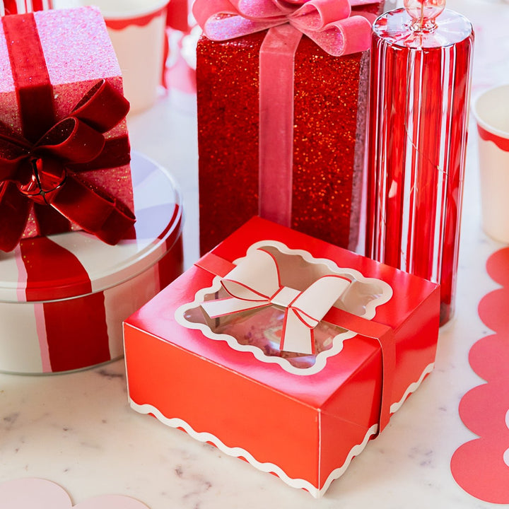 RED BOW RIC RAC TREAT BOXES My Mind’s Eye Christmas Holiday Baking RED BOW RIC RAC TREAT BOXES Bonjour Fete - Party Supplies