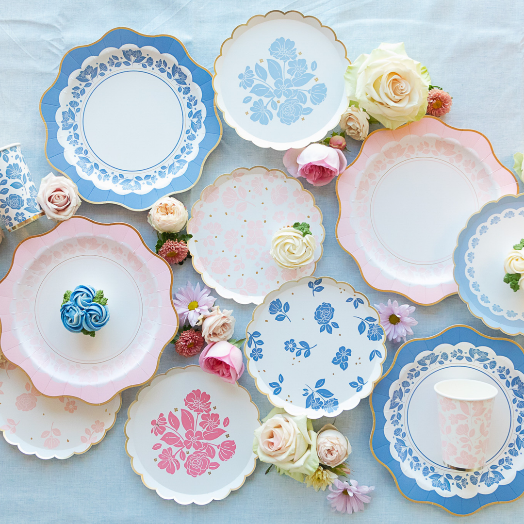 BELLE BLUE ELEGANT FLORAL DINNER PLATES Bonjour Fete Plates BELLE BLUE ELEGANT FLORAL DINNER PLATES Bonjour Fete - Party Supplies