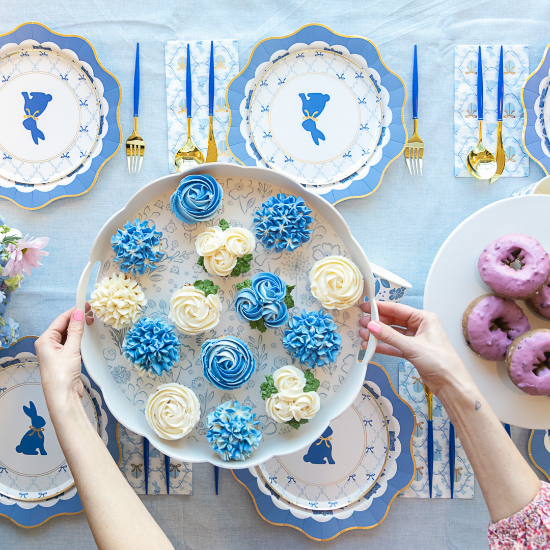 BELLE BLUE ELEGANT FLORAL DINNER PLATES Bonjour Fete Plates BELLE BLUE ELEGANT FLORAL DINNER PLATES Bonjour Fete - Party Supplies