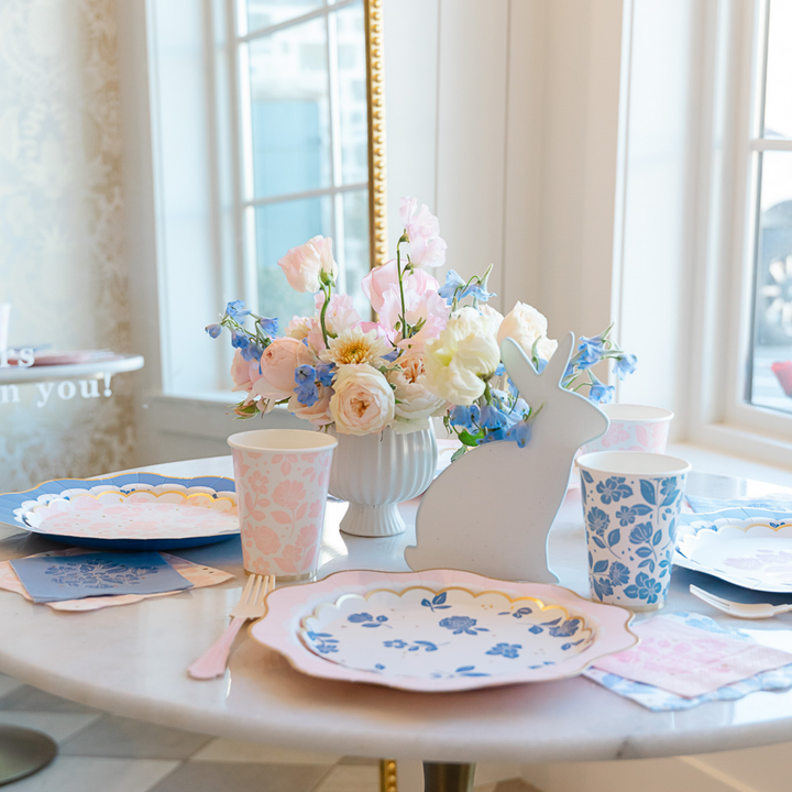 PETAL PINK ELEGANT FLORAL DINNER PLATES