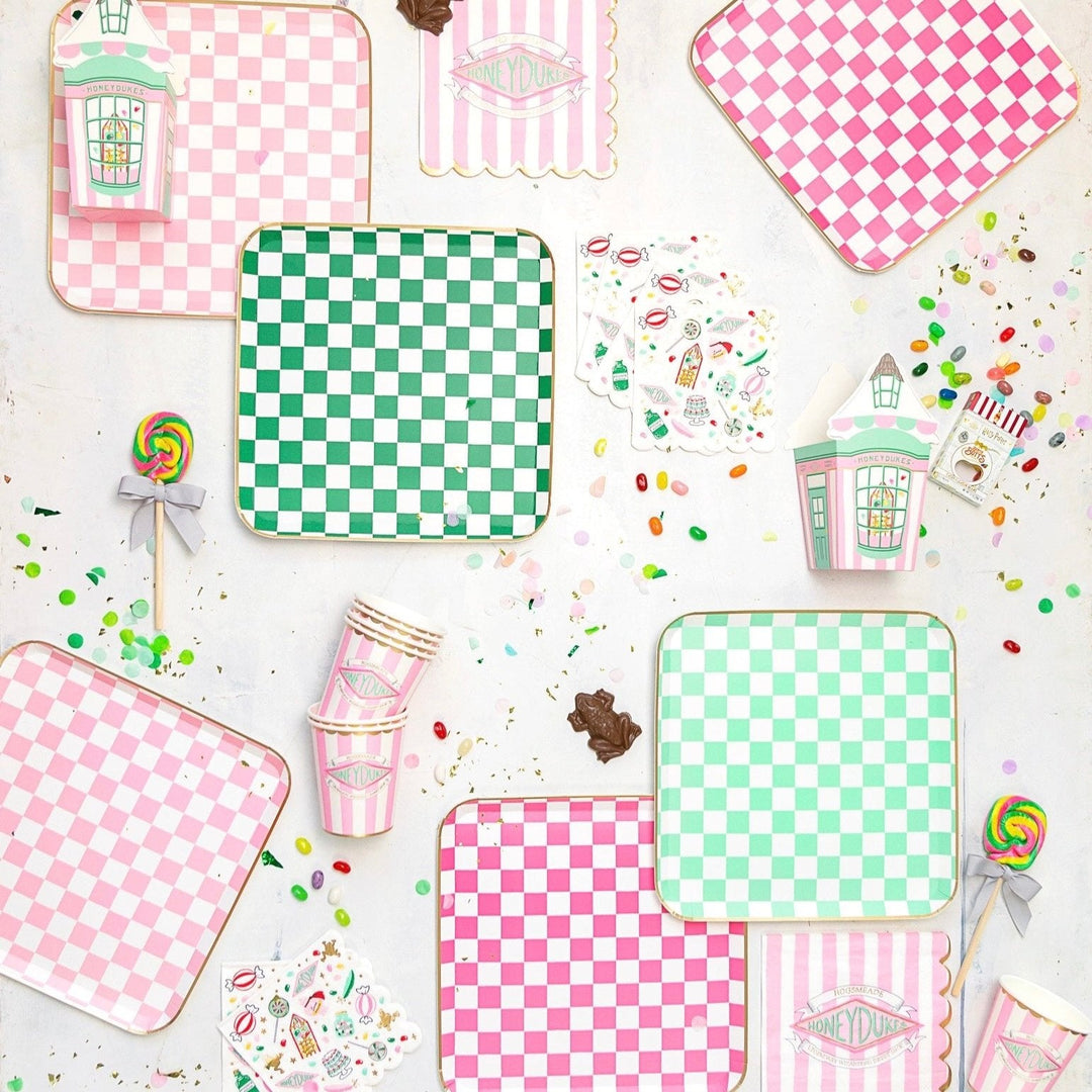 HARRY POTTER X BONJOUR FÊTE HONEYDUKES LARGE CHECKER PLATES Bonjour Fete Plates Bonjour Fete - Party Supplies